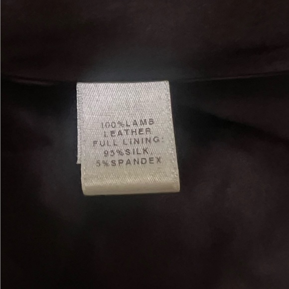 St. John Lambskin LeatherJacket with Flower Embroidery - Picture 5 of 5